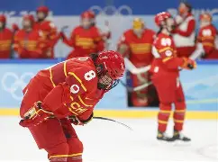 包含赛地聚焦——欧联集结日热度飙升，浙江队防线松动，球迷炸锅，轮换策略成焦点的词条