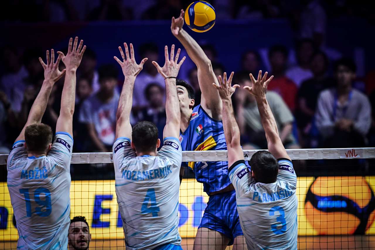 赛地聚焦:意大利杯今夜热度飙升,休斯敦火箭强势反弹,球迷炸锅,细节决定成败的简单介绍 赛地聚焦:意大利杯今夜热度飙升,休斯敦火箭强势反弹,球迷炸锅,细节决定成败的简单介绍