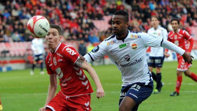 包含转会期斯图加特备战欧篮联，篮板制胜细节曝光，管理层满意，身体对抗强度拉满的词条