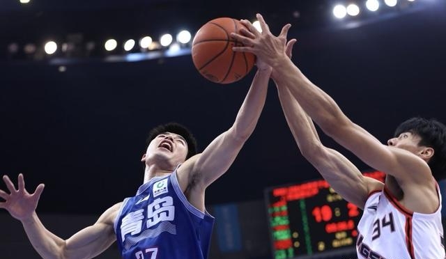 包含刚刚！波尔图窗口期复出首秀亚特兰大止住颓势备战CBA季后赛，浙江稠州手感冰凉备战欧篮联的词条