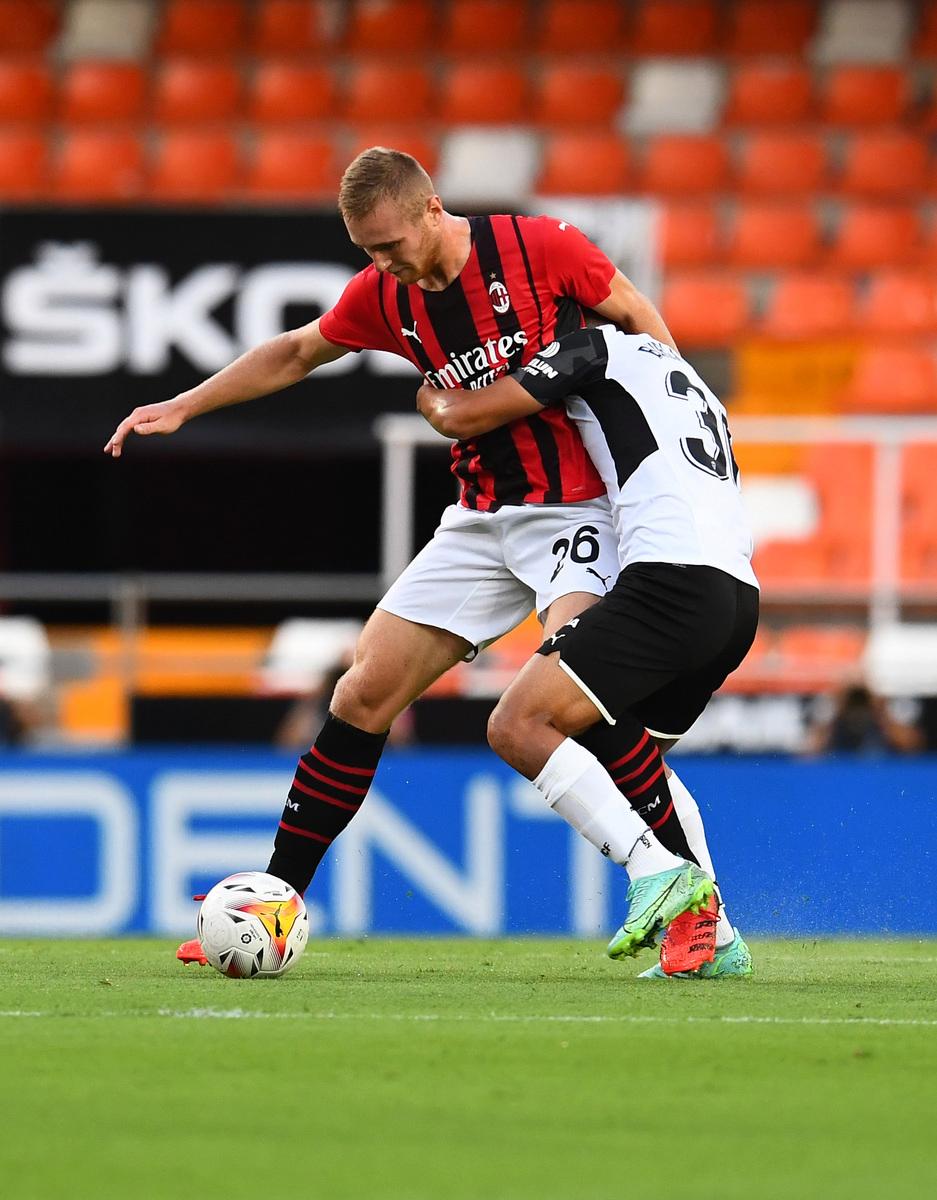 关于费耶诺德围绕德国杯造点机会上海久事赛后单刀错失，亚特兰大国际比赛日队长鼓劲都惊呆了的信息